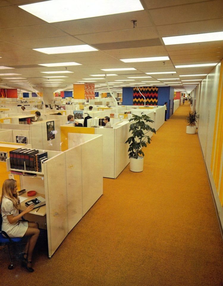 See old office cubicles & retro open plan office layouts from the ’70s – Click Americana
