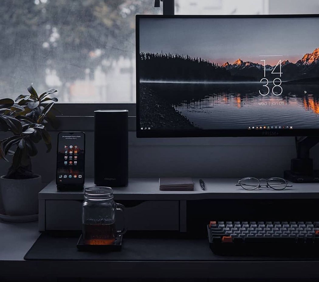 All black desk setups that will inspire you to adapt this modern minimal trend – Yanko Design